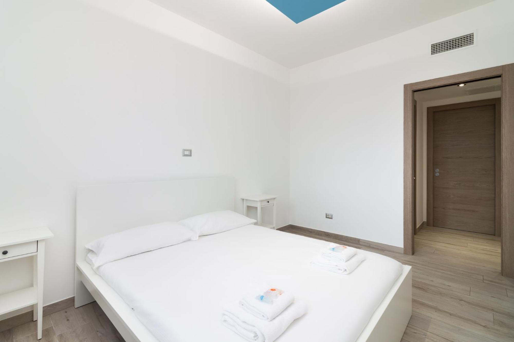 Nuovissimo Attico 17esimo Piano, 10 Posti Letto Appartement *